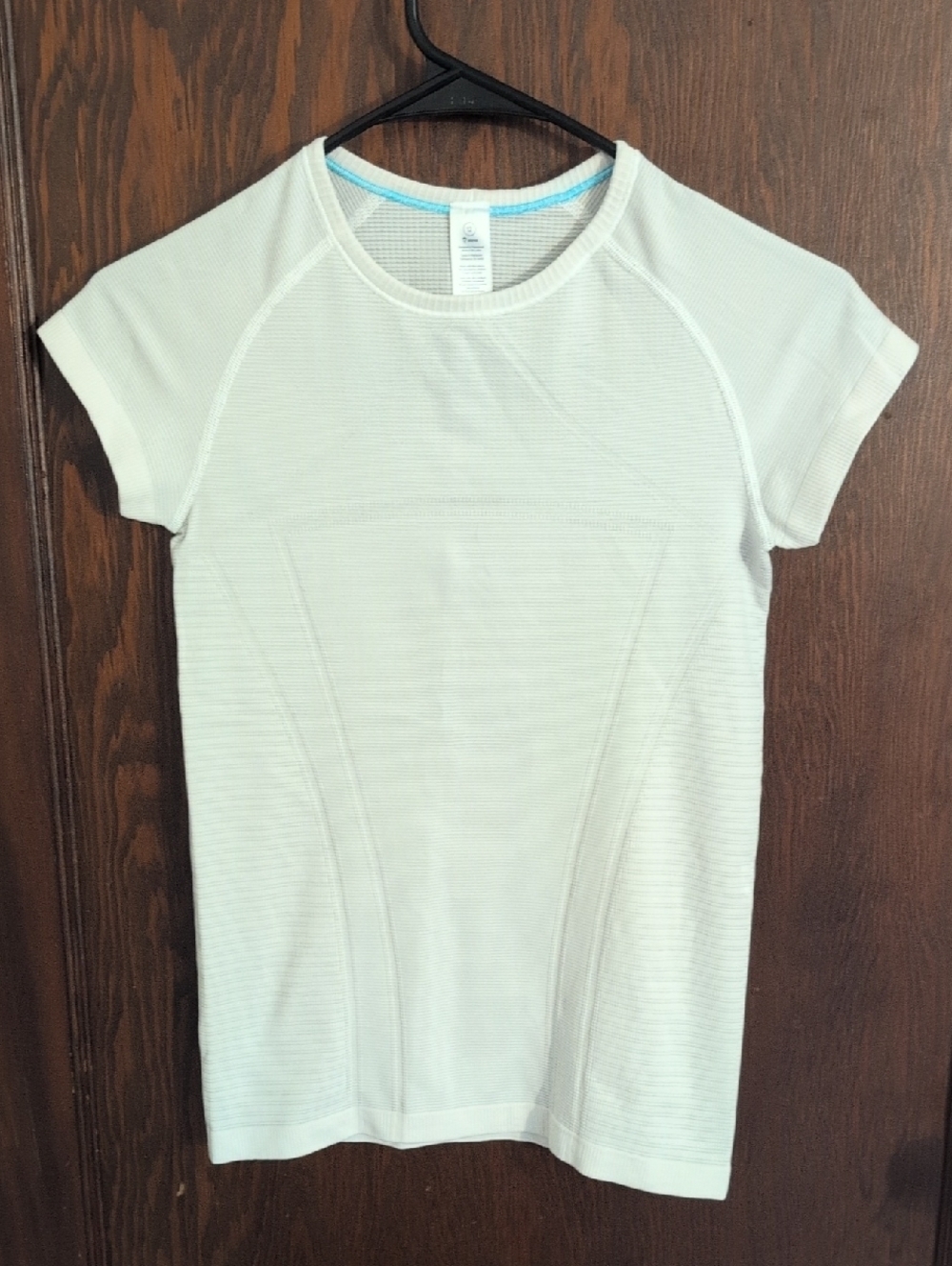 Ivivva White Short Sleeve Seam-Detail Performance Tee